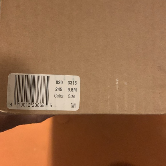 Eddie Bauer suede boots - Picture 6 of 6